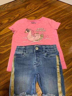OshKosh Pink Unicorn Graphic Tee and denim short set. Accent of glittery gold